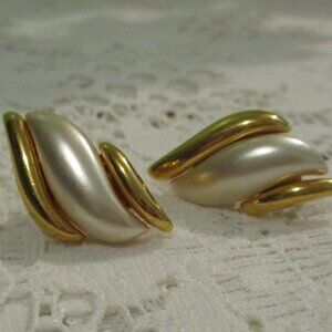 70s/80s White and Goldtone Twists Screw Back Earrings (Napier)